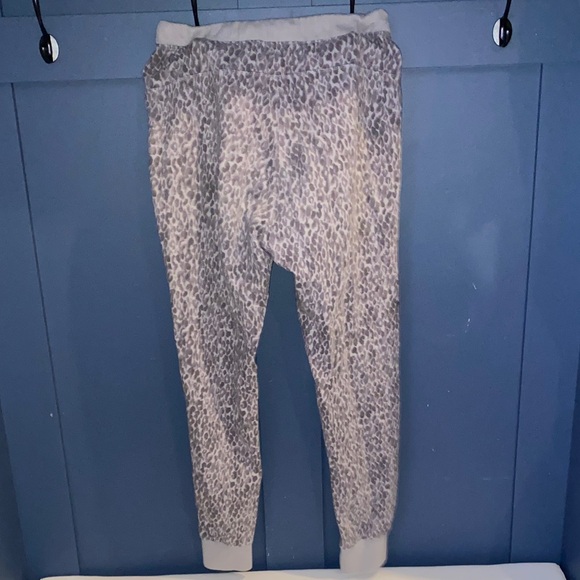 Anthropologie Saturday Sunday Leopard Joggers Lounge Pants w/Pockets - Picture 7 of 8